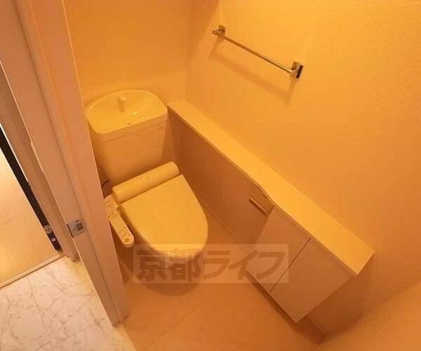 画像6:清潔感のあるトイレです。