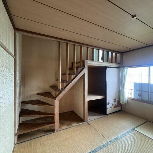 Image 10