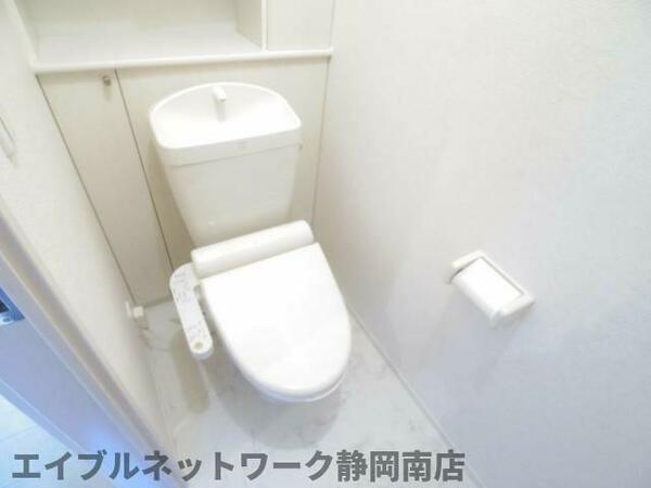 画像8:シンプルで使いやすいトイレです