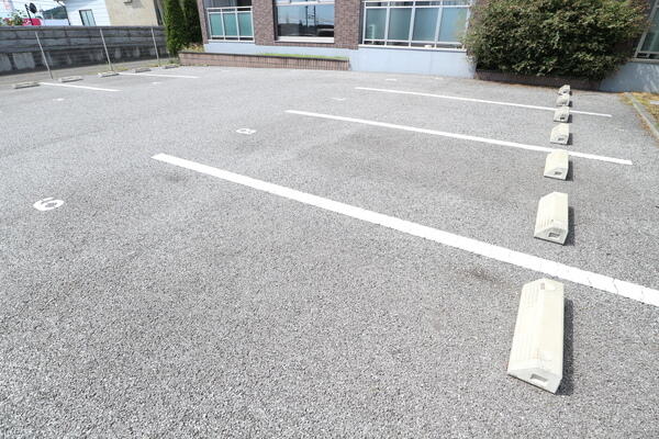 画像7:平面駐車場です！
