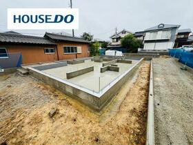 愛知県半田市平地町２丁目