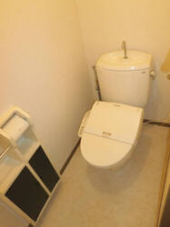 画像5:ラ・フィーネ201　温水洗浄付トイレ