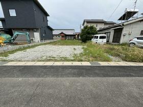 三重県鈴鹿市稲生塩屋３丁目