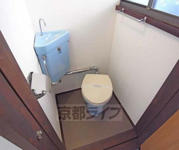 画像6:独立洋式トイレです。