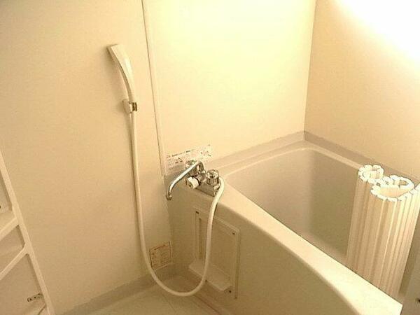 detached 東京都昭島市大神町２丁目

地図を見る