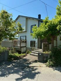 北海道小樽市桜１丁目