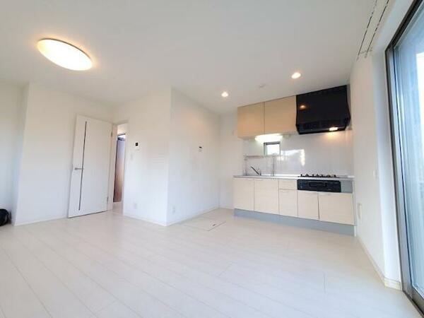 detached 東京都府中市住吉町４丁目

地図を見る