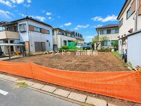 埼玉県吉川市高久１丁目
