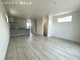 福岡県福岡市博多区南本町１丁目