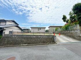奈良県生駒郡平群町椿台４丁目