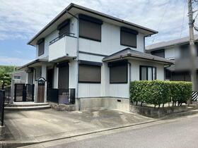 三重県津市高茶屋１丁目