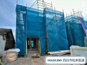 三重県四日市市曙町