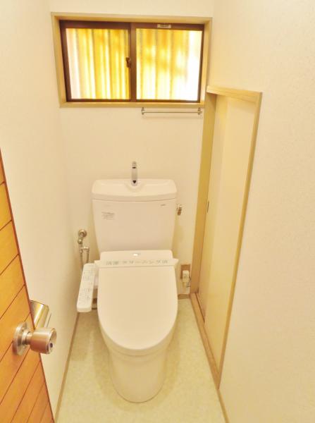 トイレ本体および洗浄暖房便座新品☆