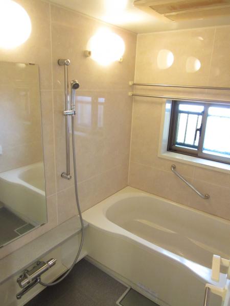 画像8:暖房涼風乾燥換気機能付き浴室
