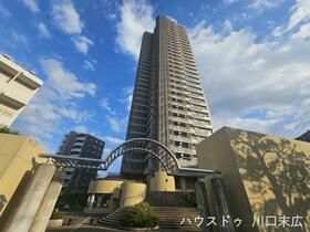 川口パークタワー