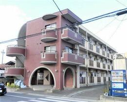 Ｍａｉｓｏｎ　ｄｅ　Ｒａｉｓｉｎ（　メゾン・ド・レザン　） 104 ｜ 山梨県甲府市城東３丁目（賃貸マンション1R・1階・20.28㎡） その1