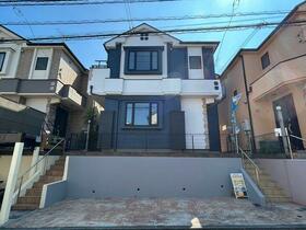 神奈川県横浜市鶴見区獅子ケ谷１丁目