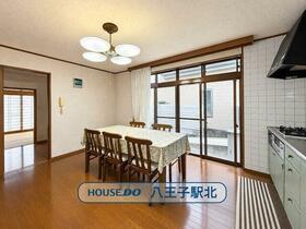 東京都八王子市中野上町４丁目