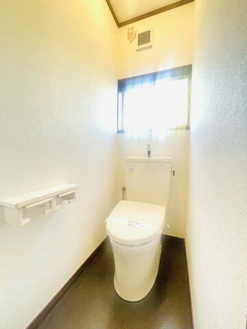 画像4:清潔感のあるトイレです！