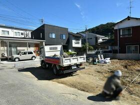 愛媛県松山市山越3丁目
