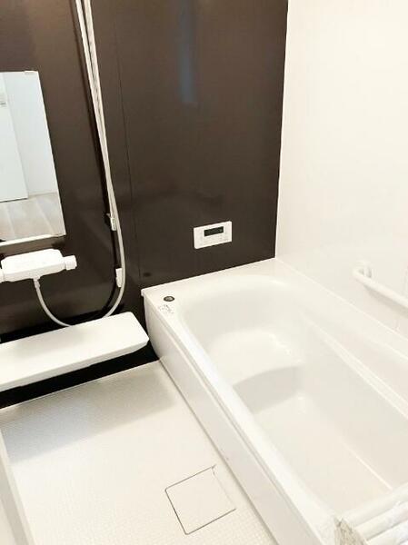 detached 埼玉県吉川市新栄２丁目
地図を見る