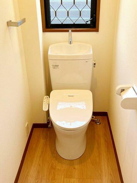 １階トイレ・洗浄保温便座（2024年2月交換済）