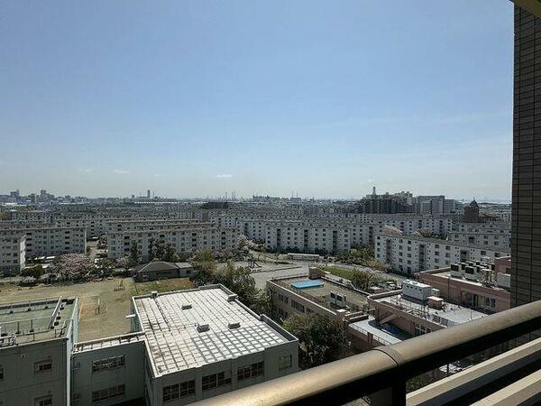 画像11:バルコニーからの眺望