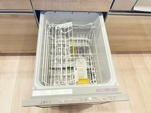 画像13:食器洗浄乾燥機