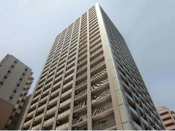 画像2:新大阪屈指のタワーマンションの登場です!