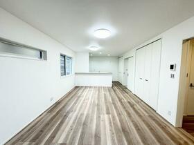 神奈川県伊勢原市沼目４丁目