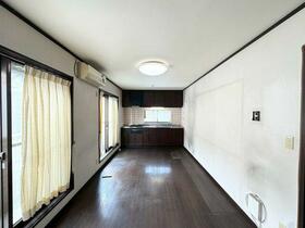 神奈川県厚木市飯山南2丁目