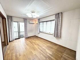 神奈川県伊勢原市高森台２丁目