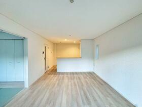 神奈川県伊勢原市沼目３丁目