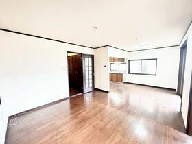 神奈川県厚木市関口