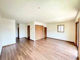 神奈川県厚木市酒井