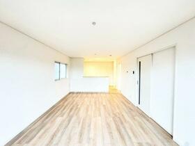 神奈川県伊勢原市下糟屋