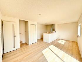 神奈川県伊勢原市高森