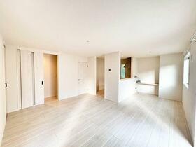 神奈川県厚木市山際