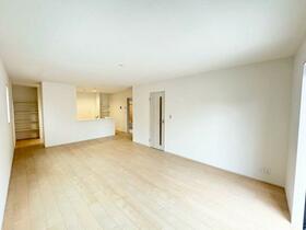 神奈川県伊勢原市高森台３丁目