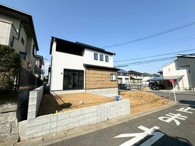 神奈川県伊勢原市高森４丁目