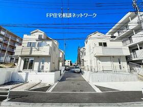 神奈川県横浜市港北区鳥山町