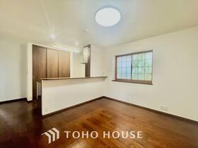 東京都三鷹市上連雀６丁目