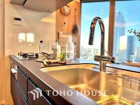 東京都港区芝公園４丁目