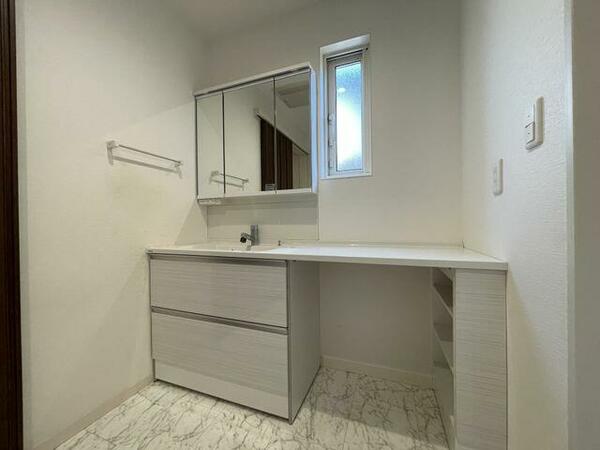 detached 埼玉県鴻巣市神明３丁目
地図を見る