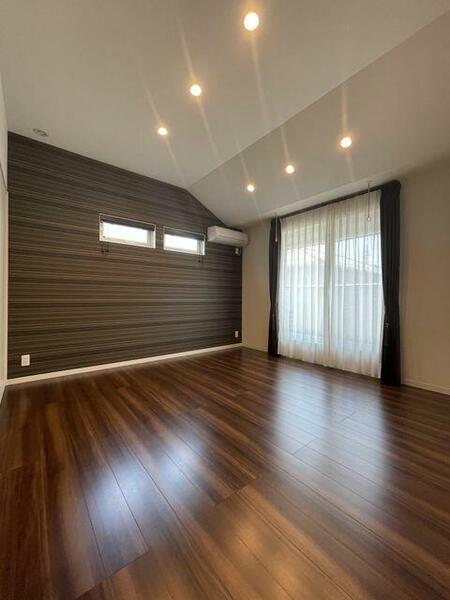 detached 埼玉県鴻巣市神明３丁目
地図を見る