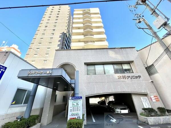 愛媛県松山市一番町１丁目(賃貸マンション3LDK・7階・71.19㎡)の写真 その1