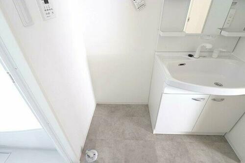 ラークネスト_内装_0