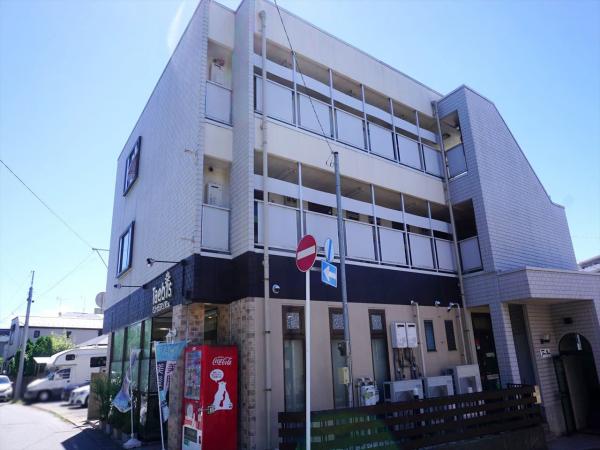 画像6:エントランス