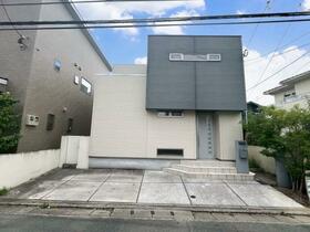 福岡県福岡市早良区飯倉８丁目