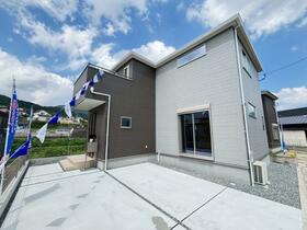 福岡県福岡市早良区内野２丁目